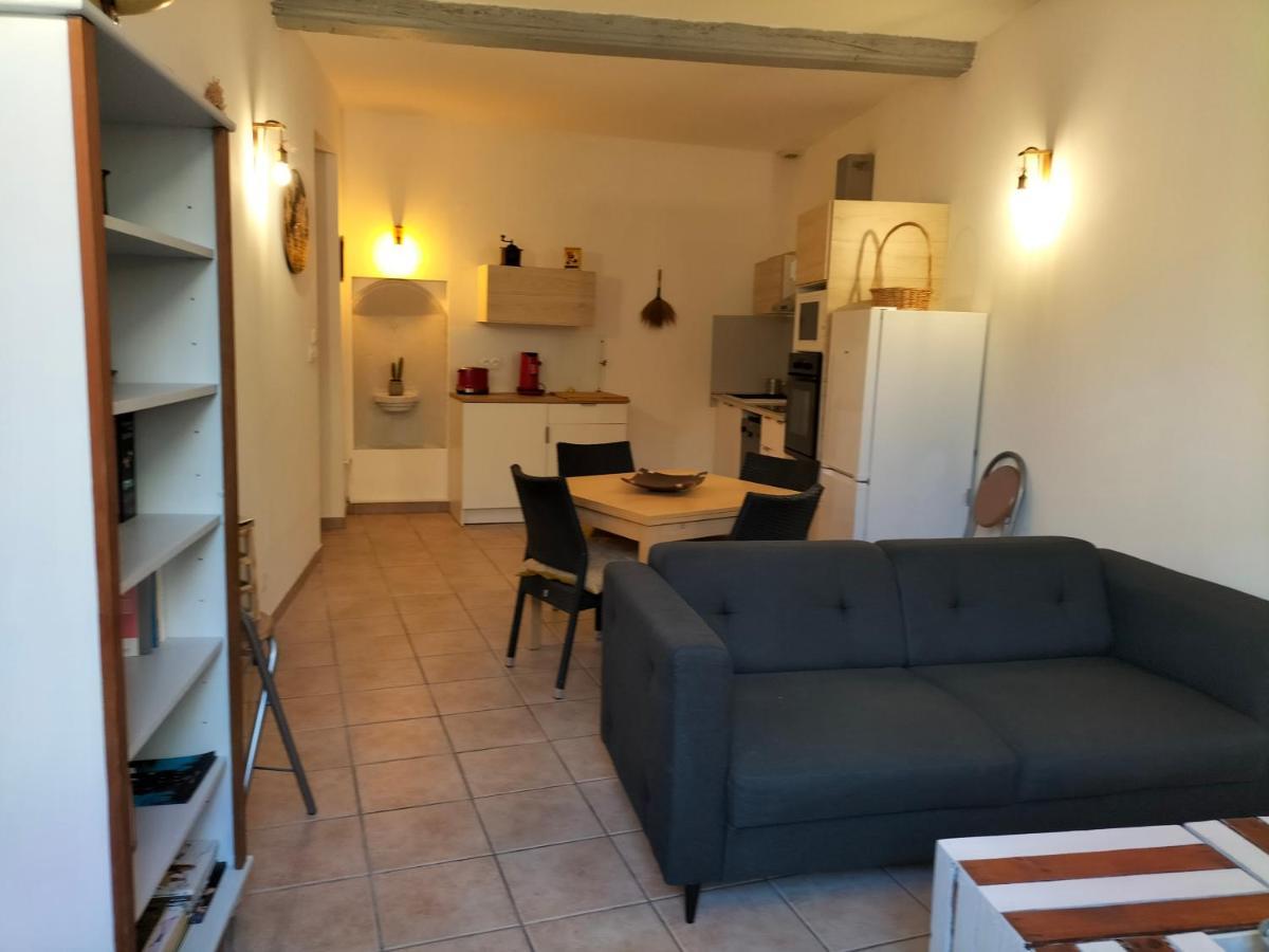 Appartement De Charme Vers Pont du Gard Exterior photo
